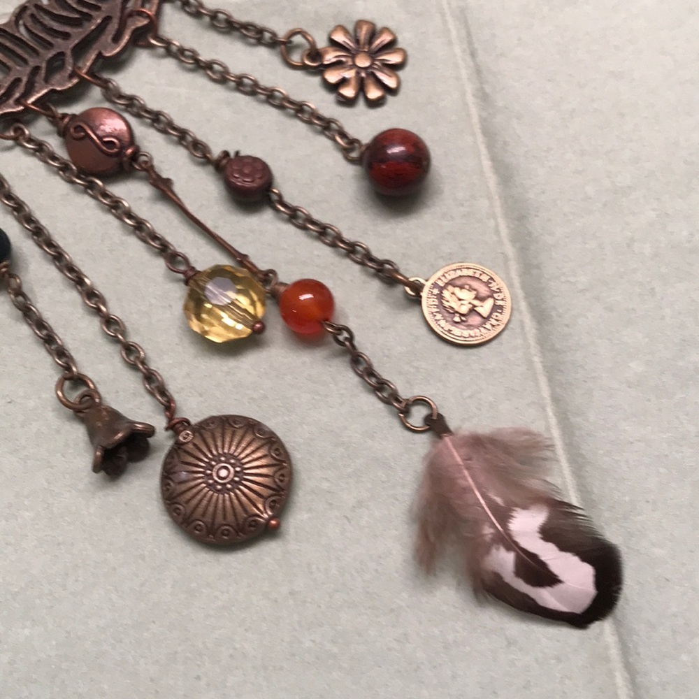 NWOT Bohemian Leaf Dangle Necklace